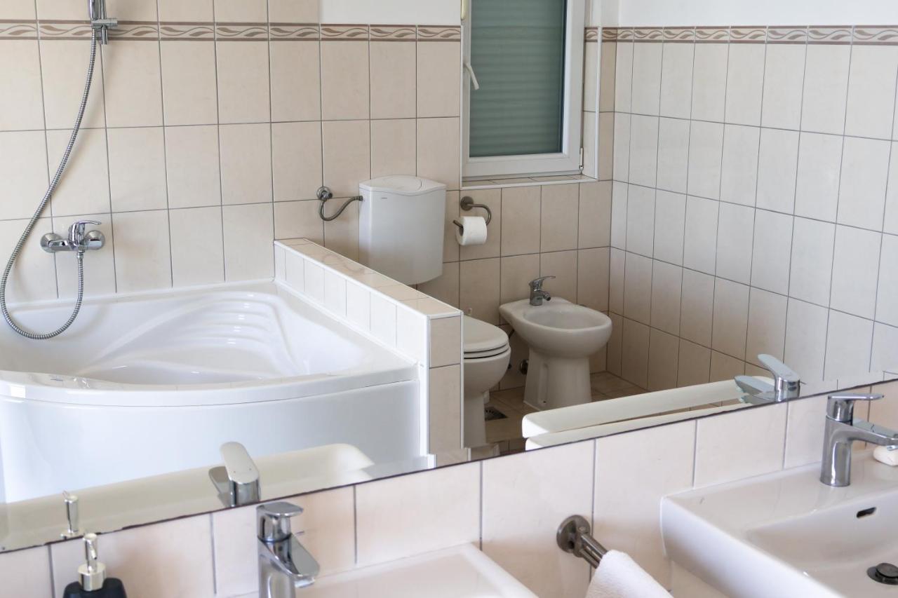 Apartman Klara Lumbarda Dış mekan fotoğraf