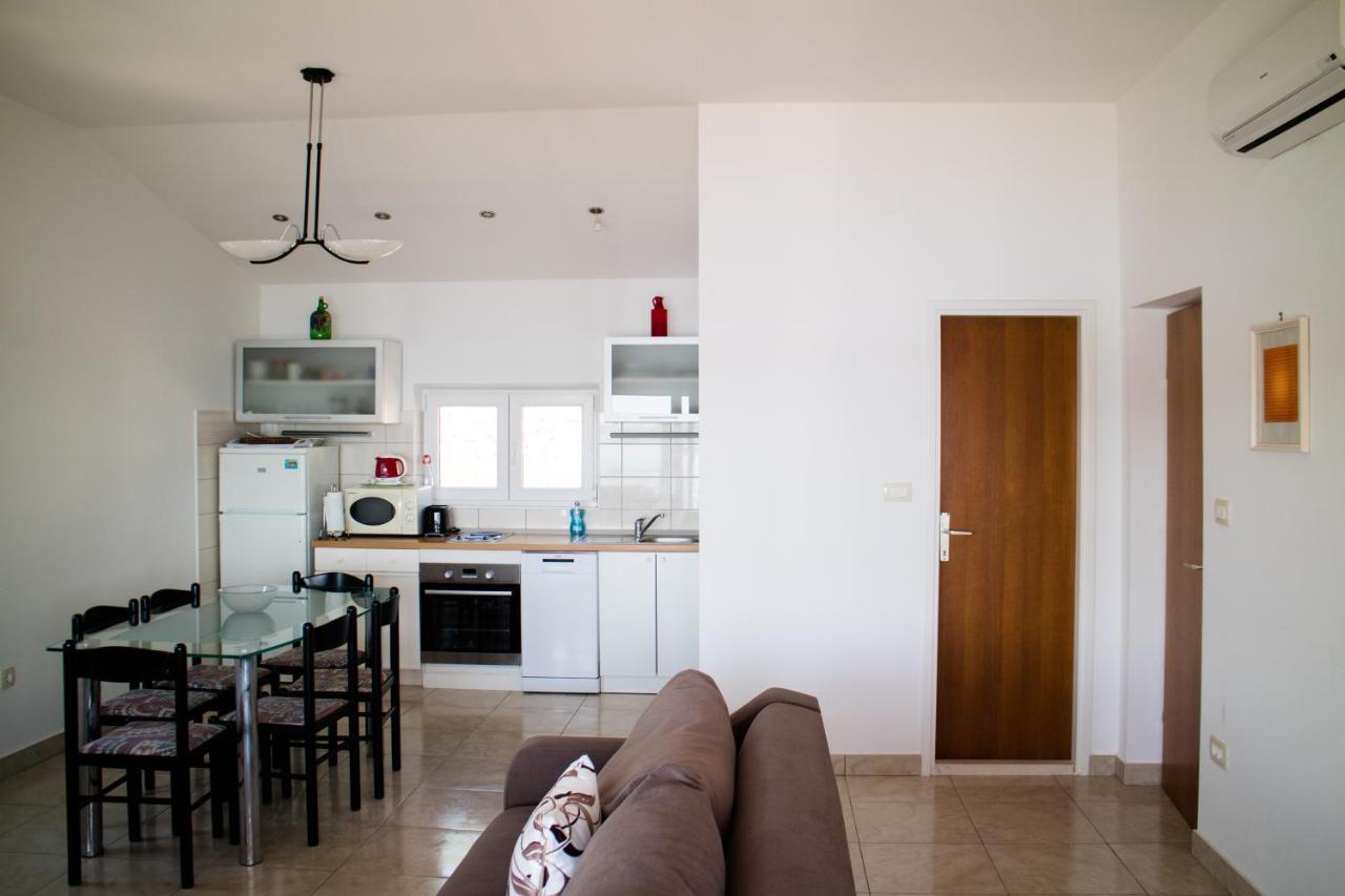 Apartman Klara Lumbarda Dış mekan fotoğraf
